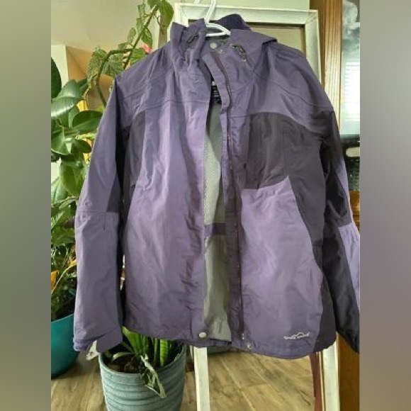 Eddie Bauer jacket - Picture 4 of 8